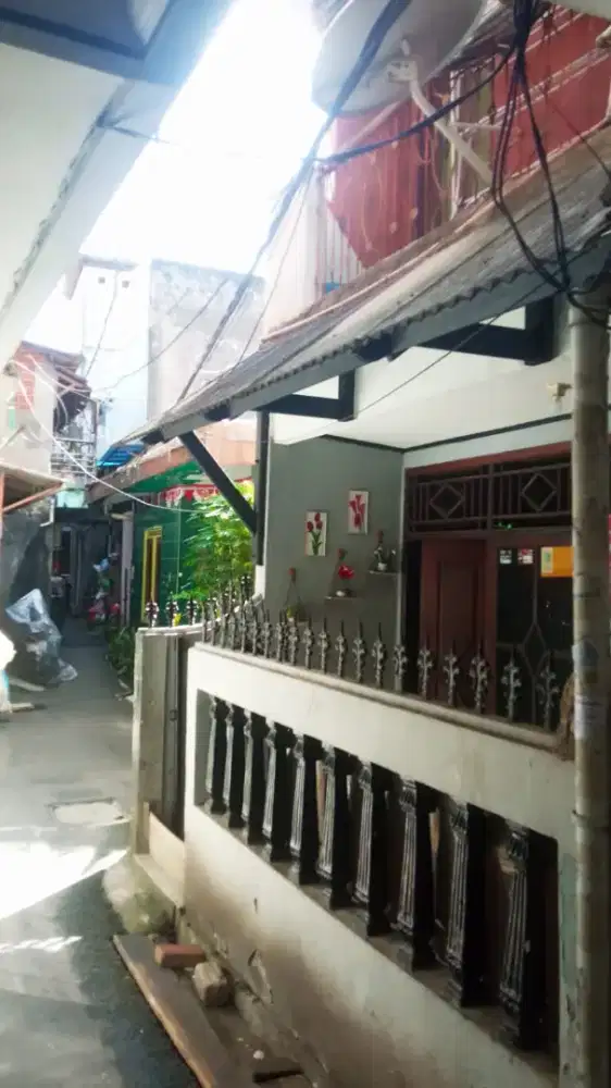 RUMAH MURAH 2 LANTAI DEKAT JALAN TOL STRATEGIS DEKAT DARI MANA MANA