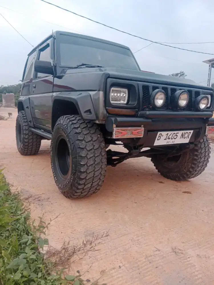 Daihatsu feroza