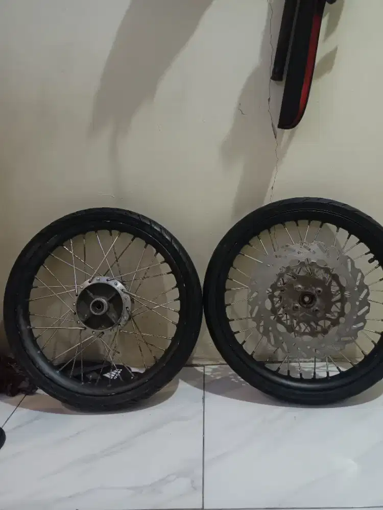 Velg jari Satria Fu Rossi