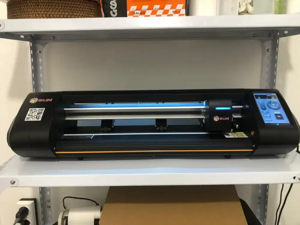 (Mesin cutting A3+) SUN Chameleon E500 Black