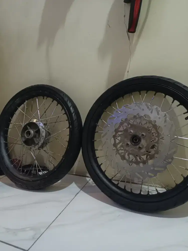 Velg Satria Fu jari rossi