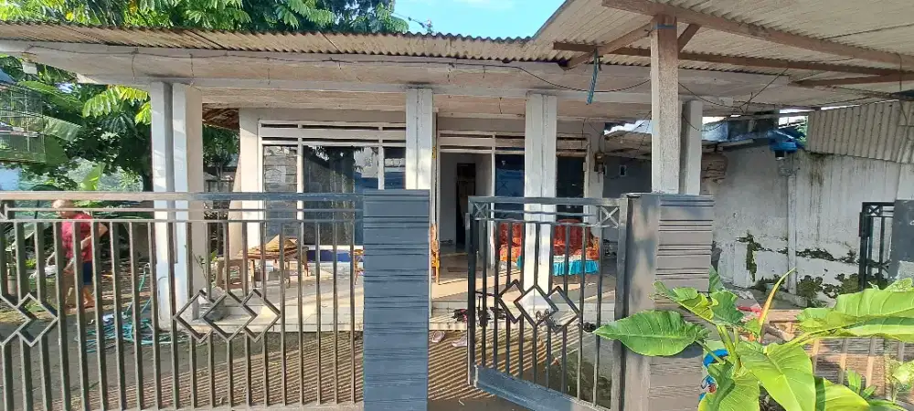 Dijual tanah di tengah kota jombang,  depan kolam renang. Strategis