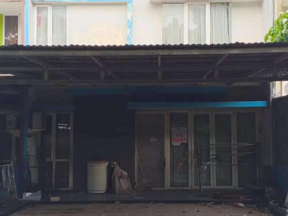 Rumah Green Court, Jl. Boulevard, Cengkareng, Jakarta Barat