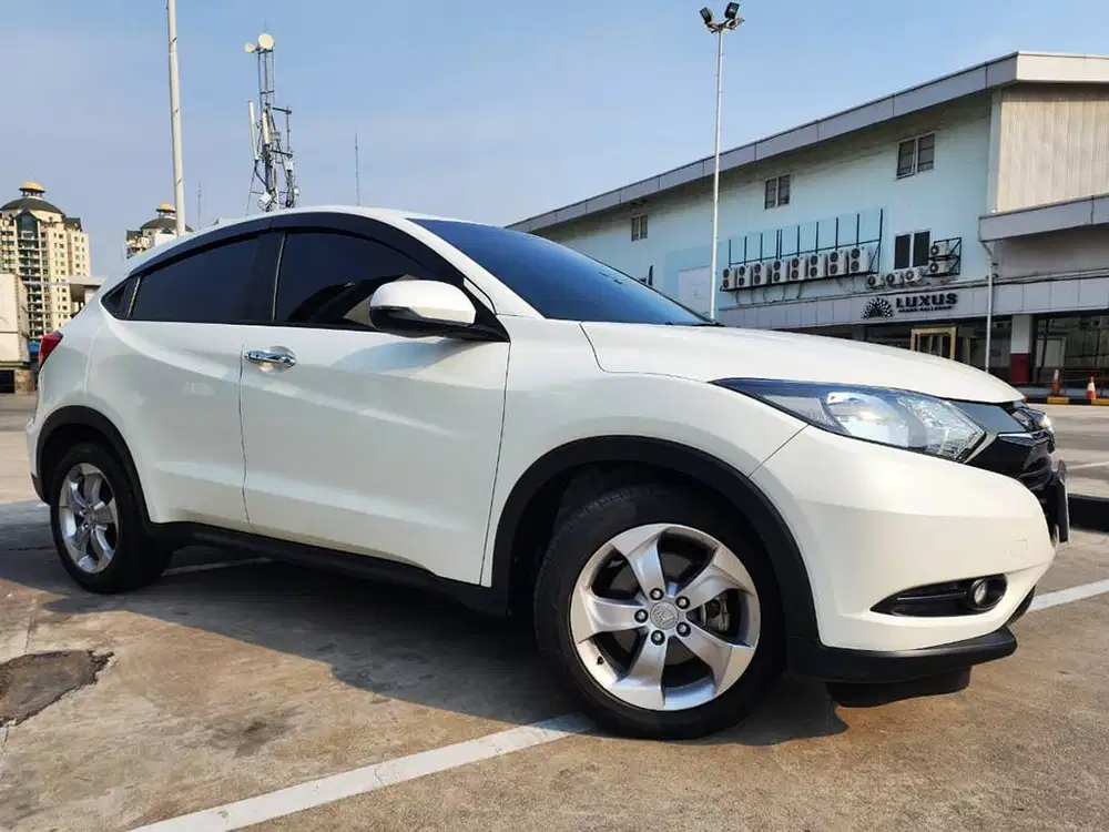 2017 Honda HR-V 1.5 E (GRADE A) Km 61rb Plat B Genap Pjk 2/07 * KREDIT