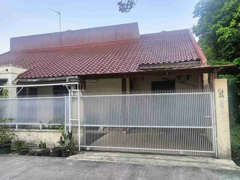 di jual rumah dengan luas 284m di Cipinang melayu