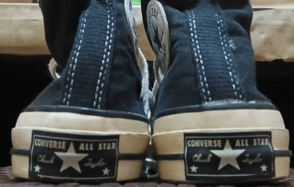 Converse x Carhartt size 41 high.