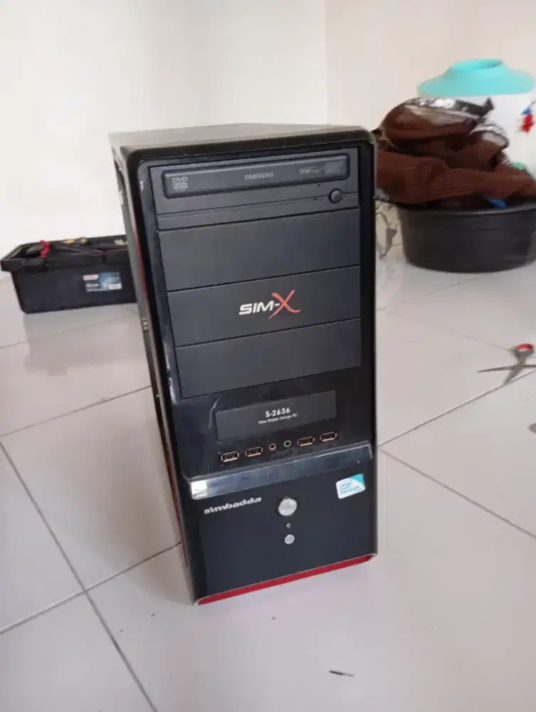 Komputer komplit tinggal pakai