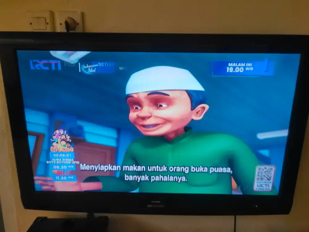 Tv sharp Aquos 32 inch tv Toshiba 29 inch bonus hifi sony