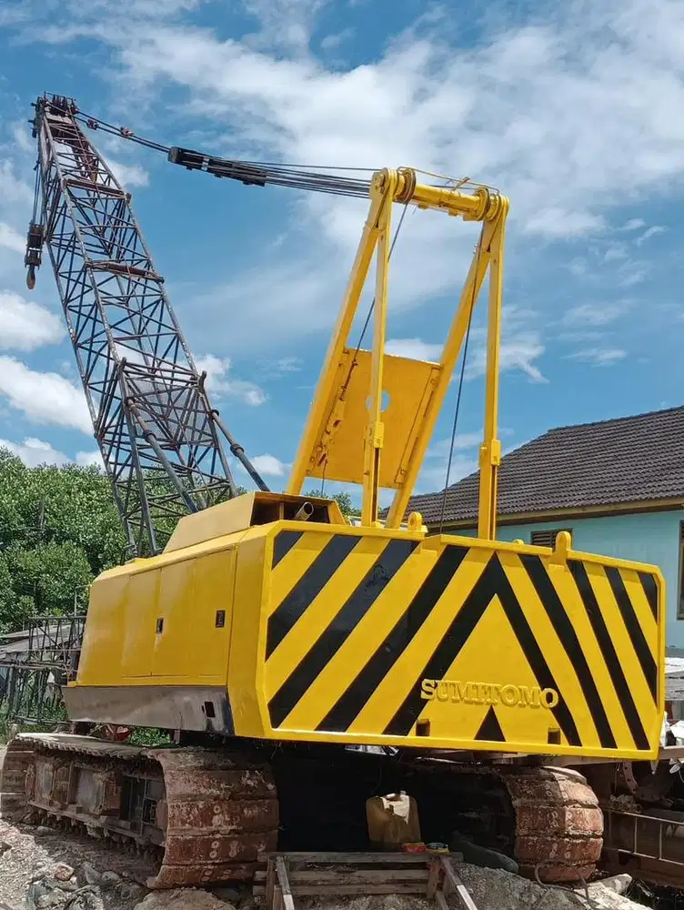 Crane crawler merk sumitomo 40 tons
