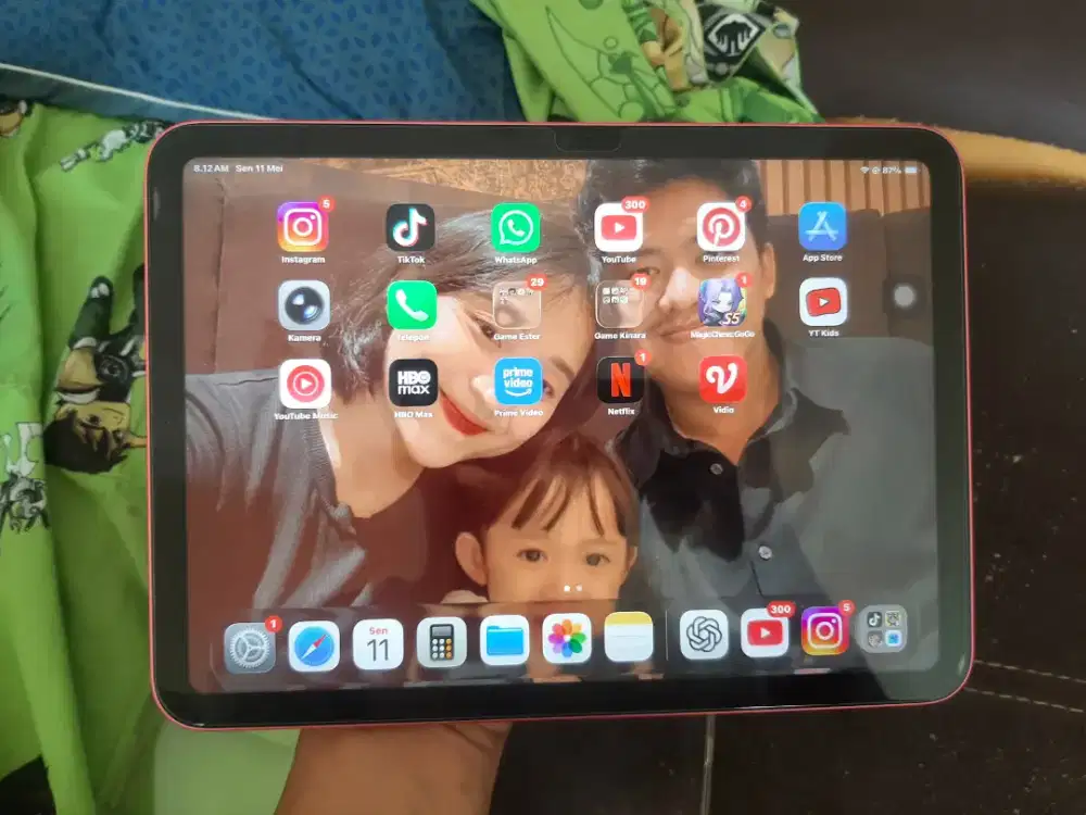 Ipad 11 A16  2025 Pink 128 GB Wifi only Original bergaransi