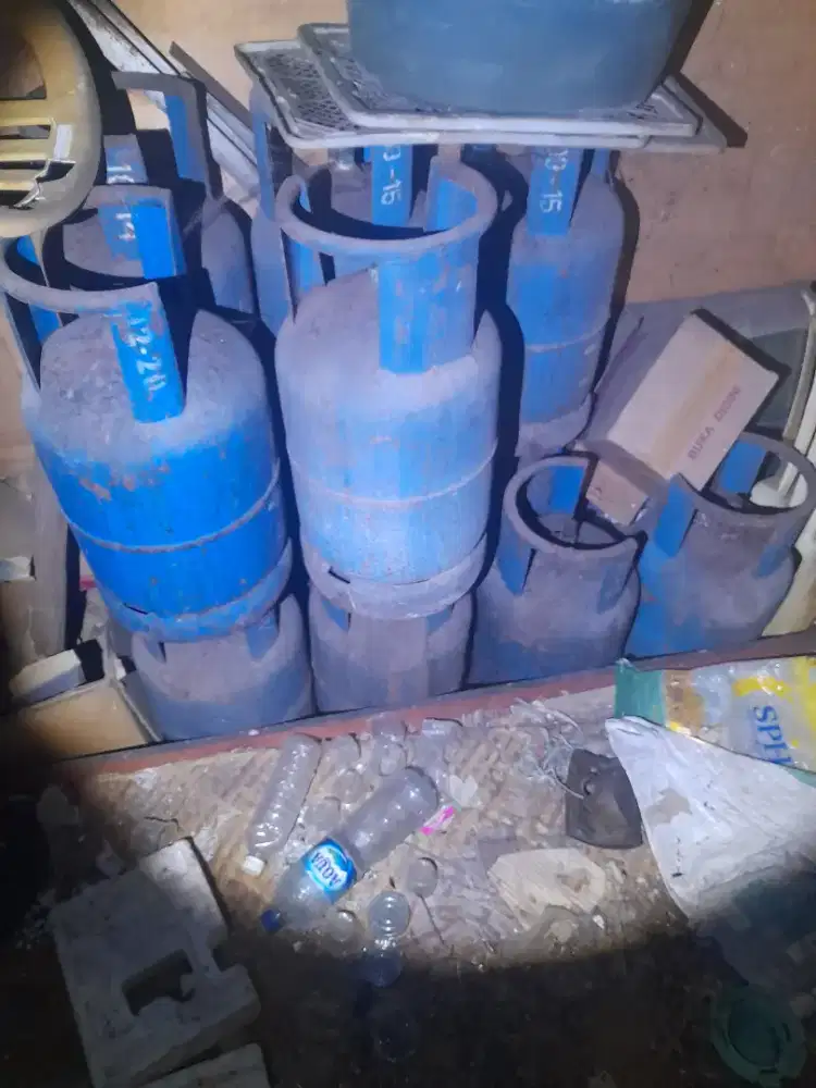 Dijual tabung gas elpiji kosong 12kg