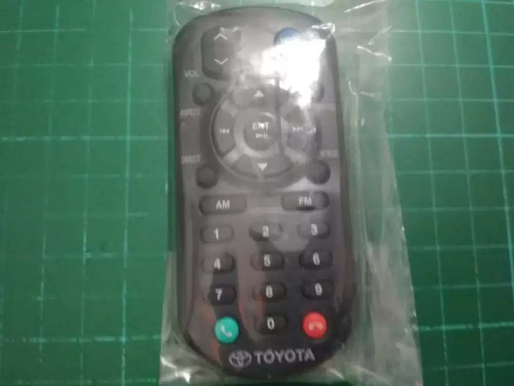 Remote head unit Toyota Innova reborn