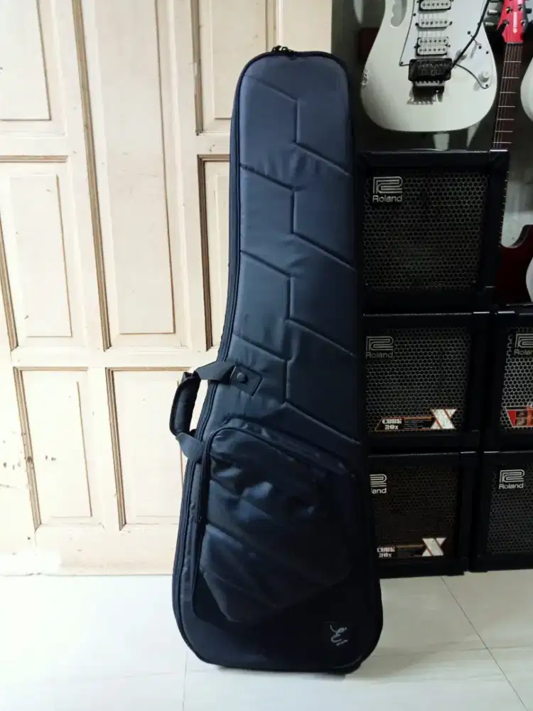 Gigbag enermous gitar elektrik.