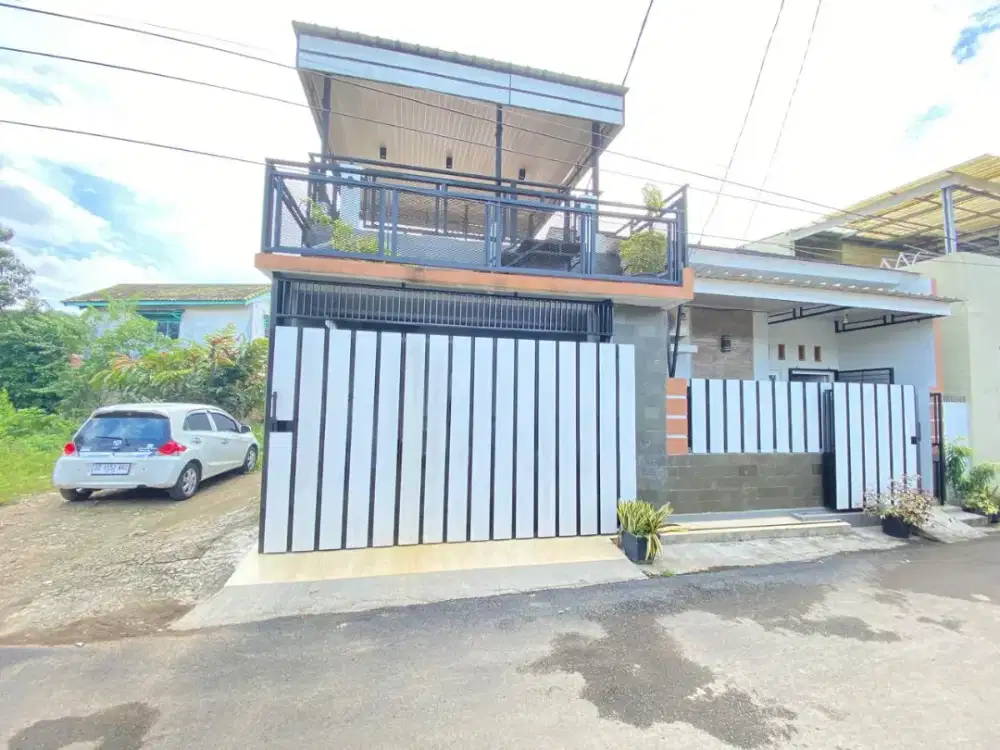 Rumah strategis tengah kota