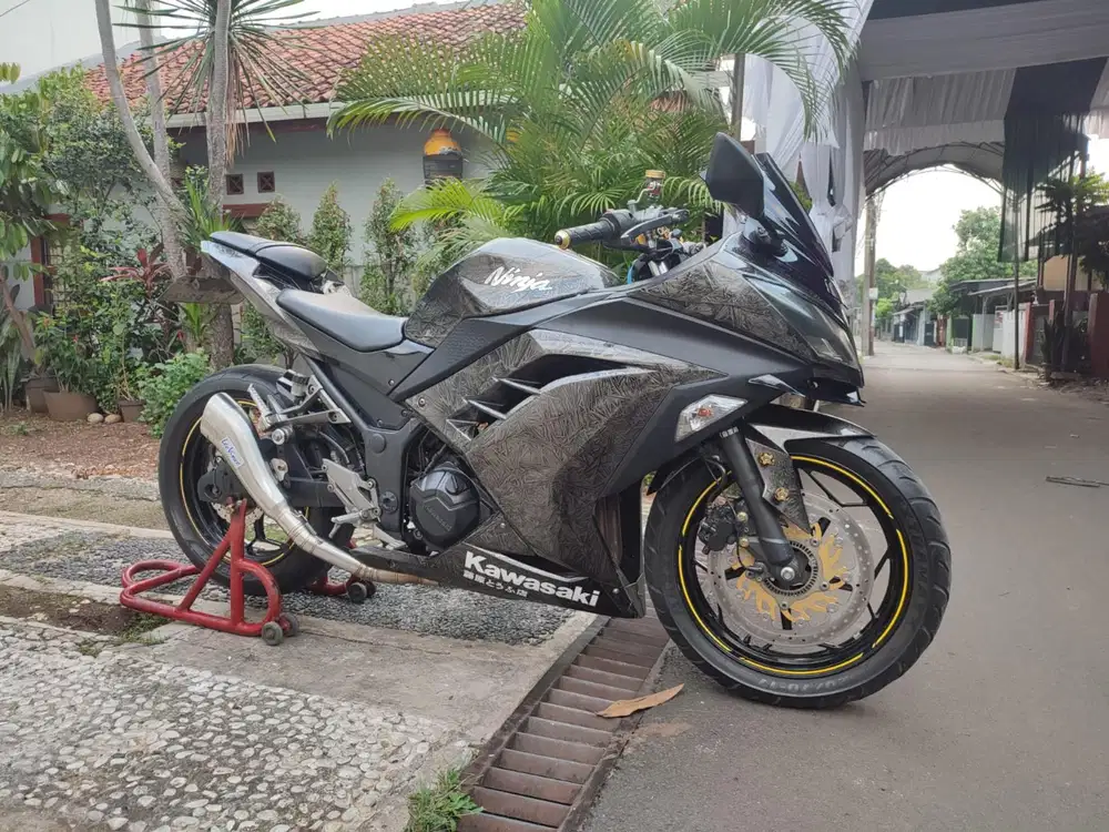 JUAL NINJA 250 ABS SE TAHUN 2014
