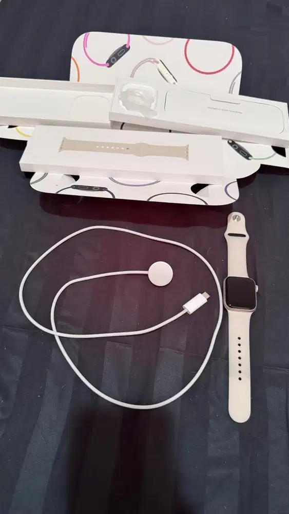 apple watch se 3 40mm starlight ibox Garansi 2/27