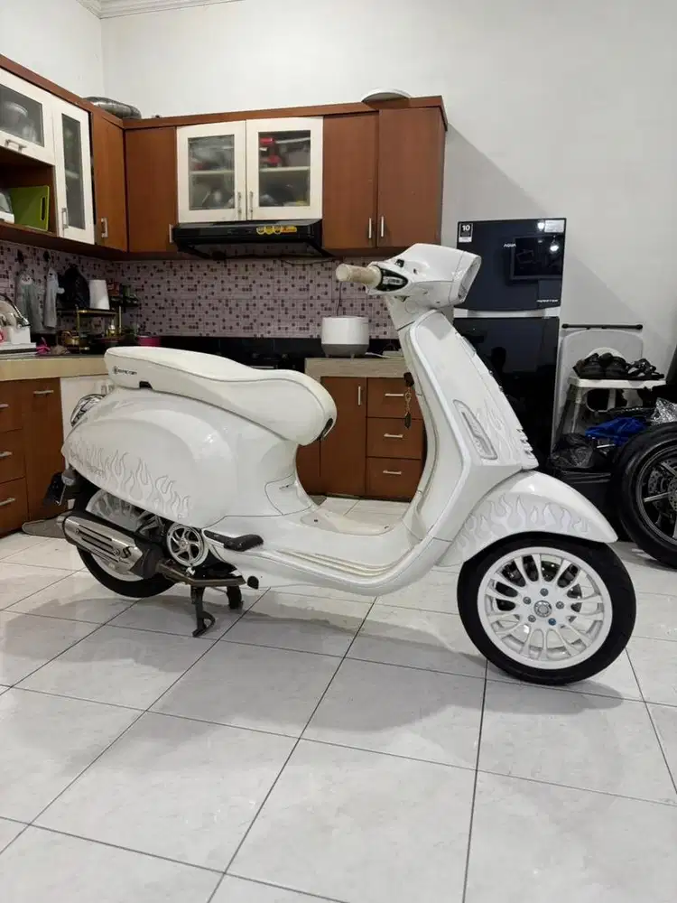 Vespa Justin bieber 2022 modif tipis