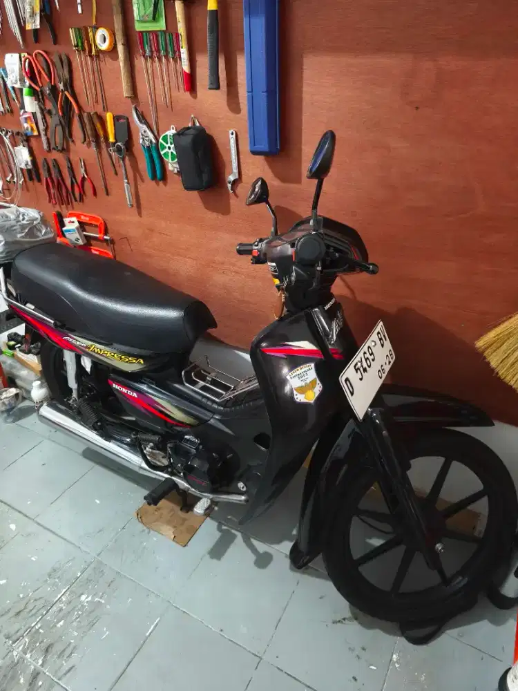 Astrea Impressa thn 1999