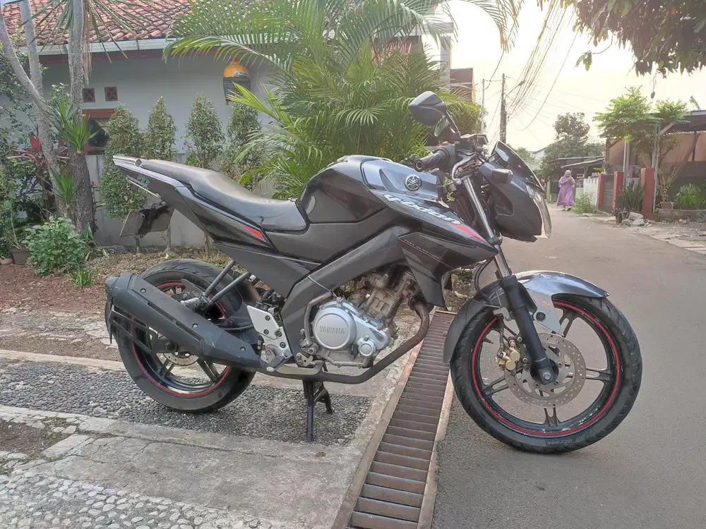 JUAL YAMAHA VIXION KS TAHUN 2013