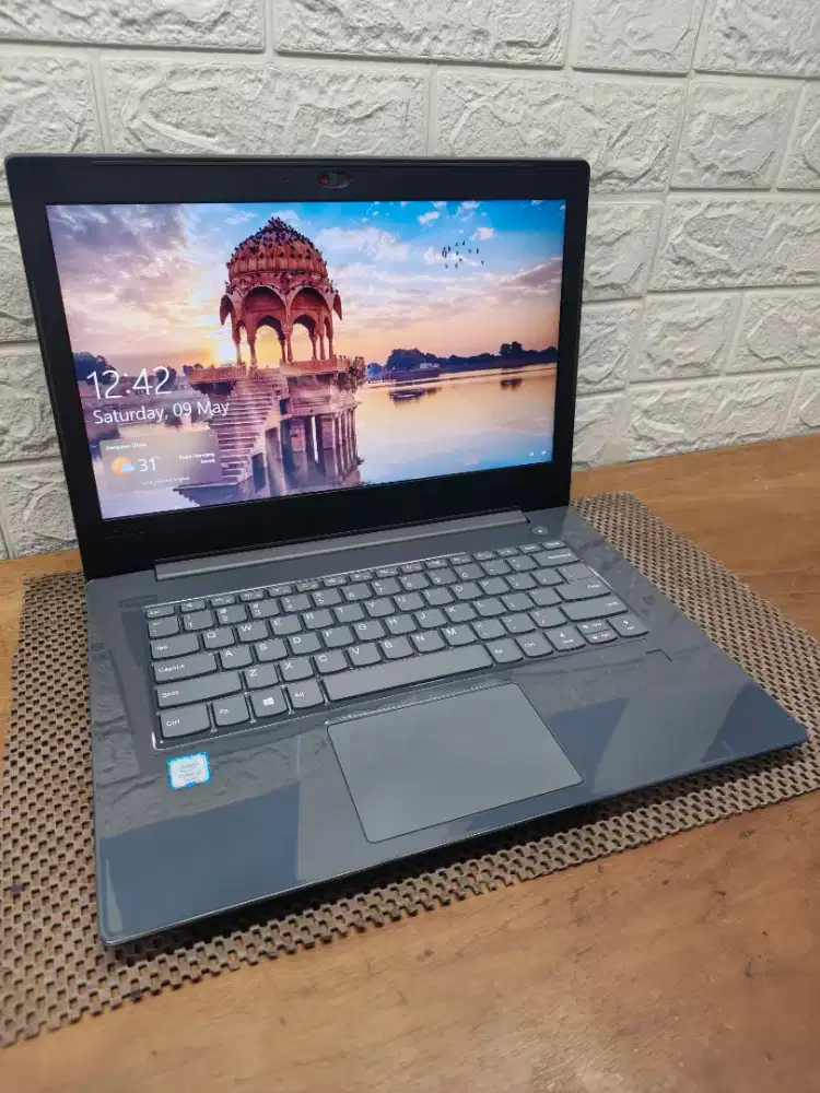 Lenovo ideapad V330 inte Core i5 Gen-8 (8/128gb+1tb) 14 inch MULUSS