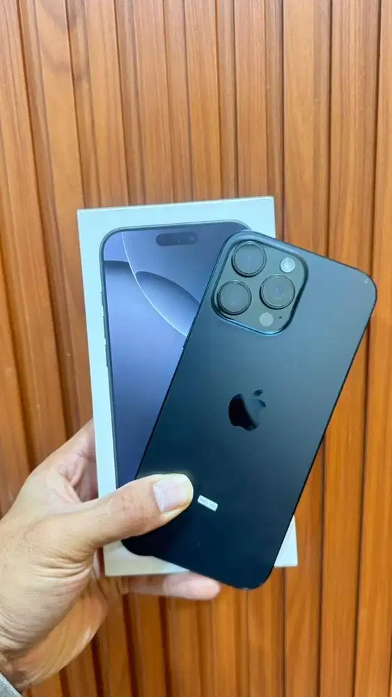 Iphone 16 pro max 256Gb ibox like new