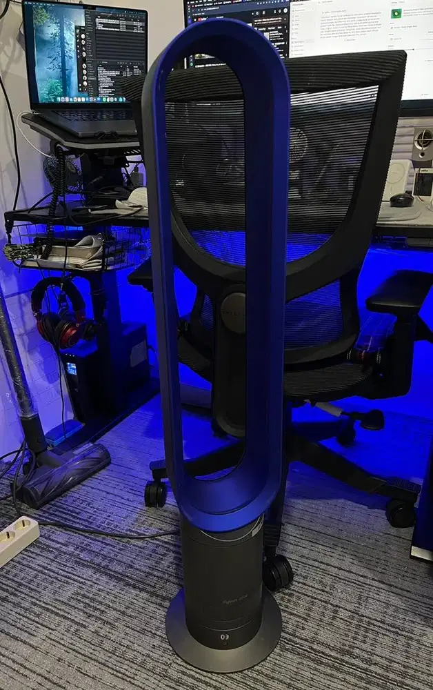 Dyson tower fan am07