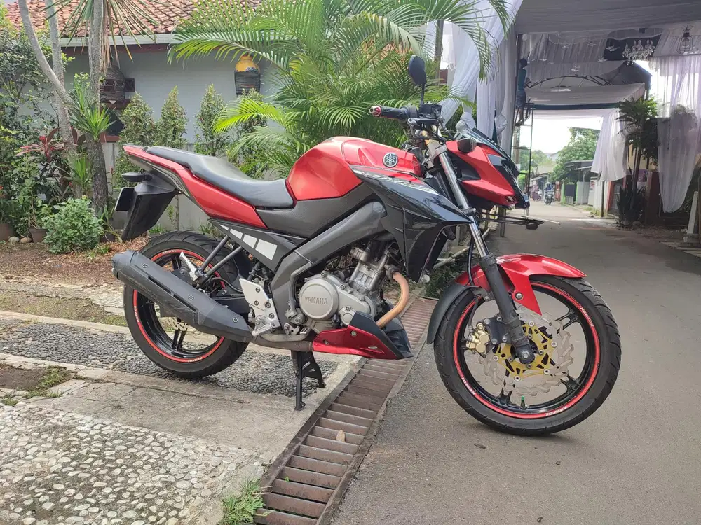 JUAL YAMAHA VIXION ADVANCE TAHUN 201Y