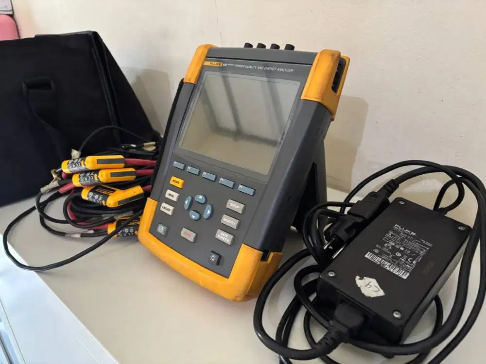 Fluke 435 Power Quality Analyzer PQA Like New