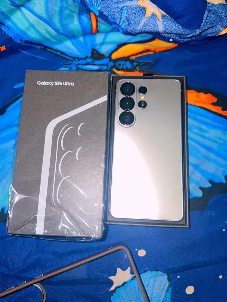 Di jual samsung s26 ultra 512 gb mulus pemakaian wanita 2 bulan