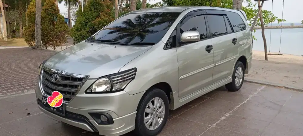 Innova G Luxury Captain Seat 2014