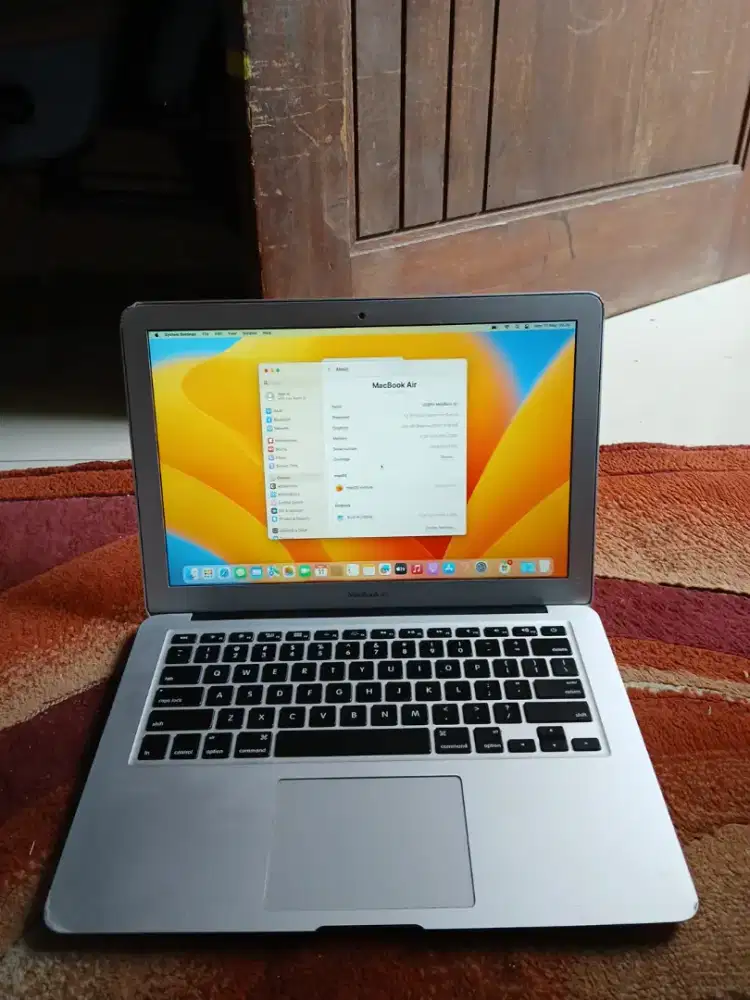 Macbook air 13-inch.mid 2013