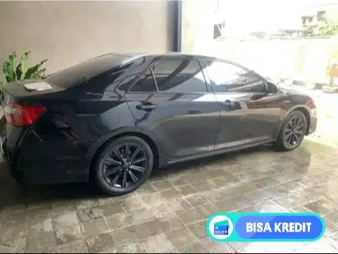 Toyota Camry Hybrid 2013