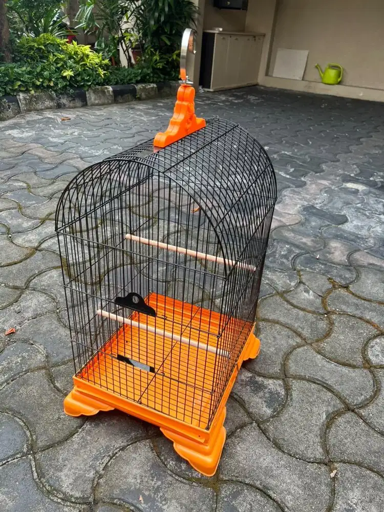 Sangkar burung besi kotak jumbo merek F1 35x40cm warna orange