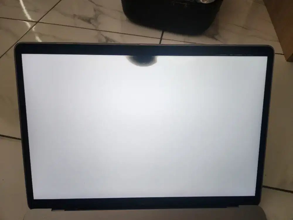 Lcd copotan a1990 macbook pro 15inch 2018-2019