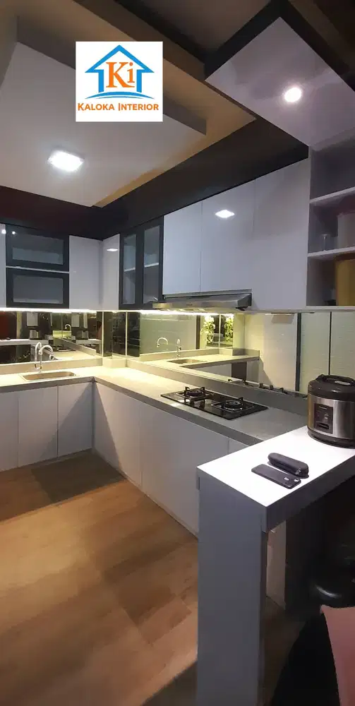 Jasa Buat Kitchen Set Per Meter Surabaya, Kaloka Interior