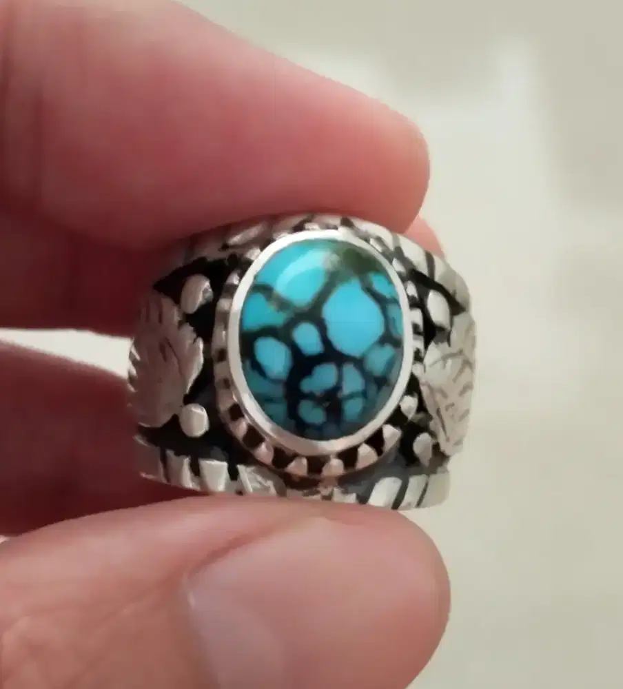 Pirus lawasan ceplok kuro ring perak