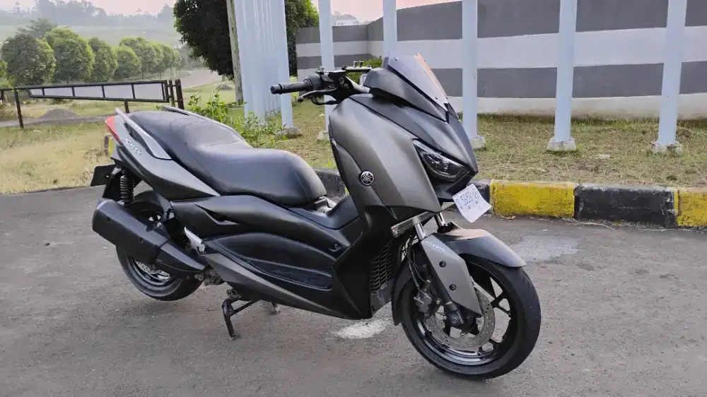Yamaha xmax tahun 2017 siap pakai full original