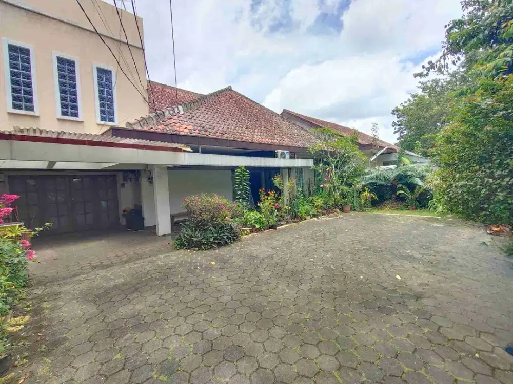 Sewa Cocok untuk Kantor, Rumah Luas di Sayap Pajajara, Bandung