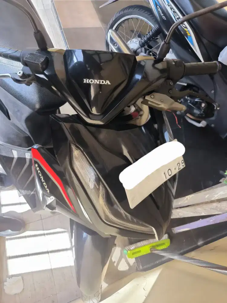 Jual VARIO 125 2019 kilometer rendah, service rutin bengkel resmi