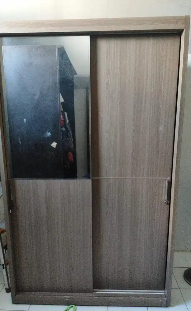 Lemari pakian bagus