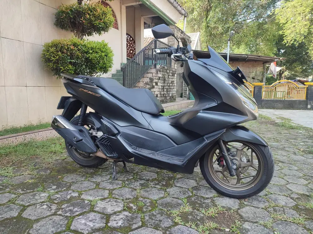 JUAL HONDA PCX 160 ABS TAHUN 2023