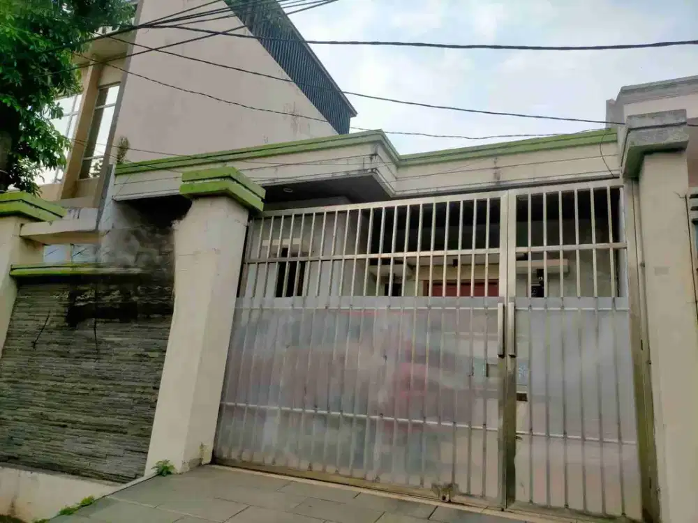 Dijual Rumah Taman Surya 5