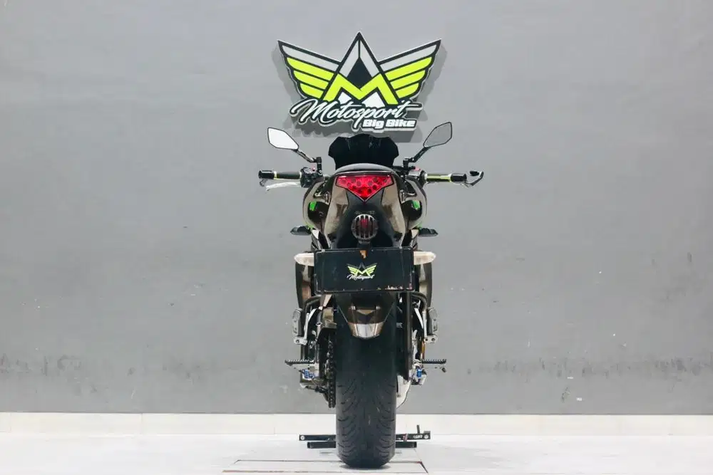 Kawasaki er6n 650 Like new er6F650 benelli bn600 Z650