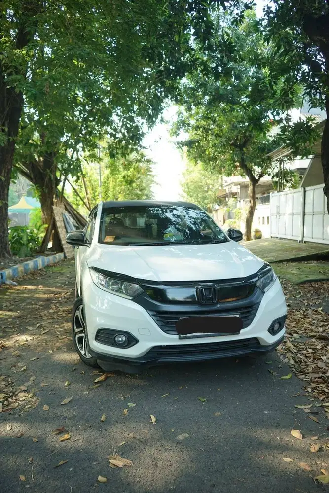 DIJUAL: Honda HR-V 1.5 E CVT 2018
