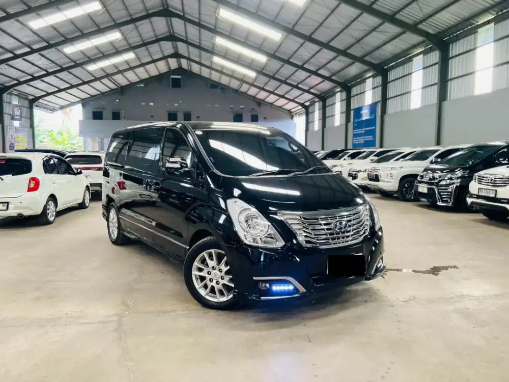 Hyundai H-1 2.5 XG CRDi 2016 / 2017 AT Matic, Sangat terawat H1