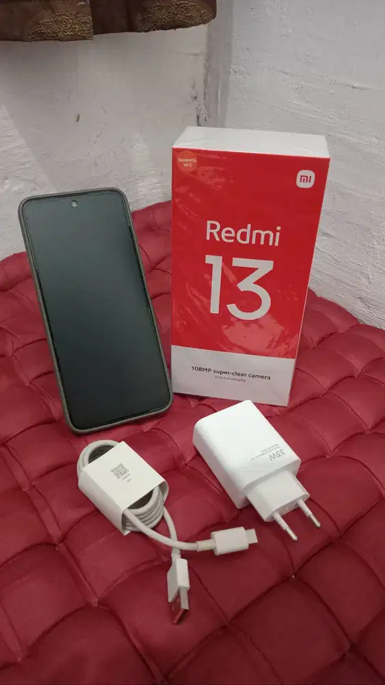 REDMI 13 like new