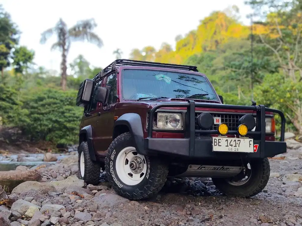 chevrolet trooper short  3 pintu