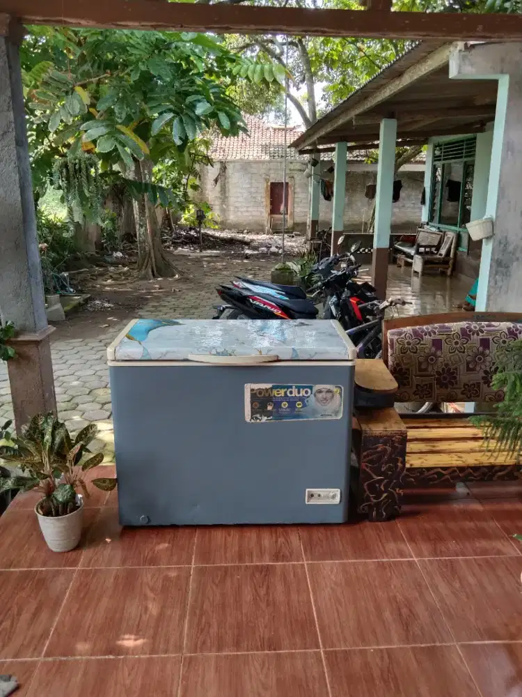 Freezer box 200 liter