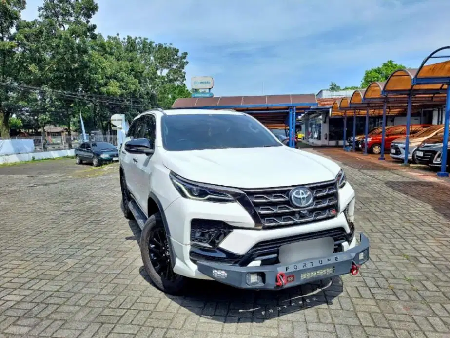 [OLXmobbi] HOT SALE TOYOTA FORTUNER 2.8 4x2 GR SPORT DSL SOLAR AT 2023