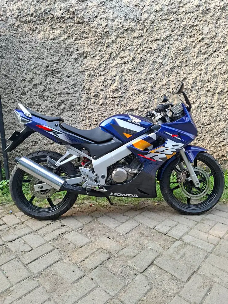 Honda CBR 150 old Thailand CBU